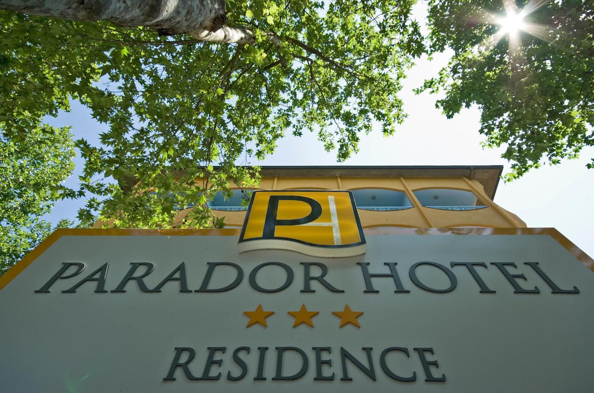 Hotel & Residence Parador Чезенатіко Екстер'єр фото
